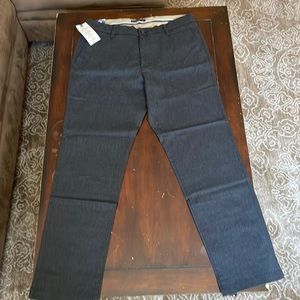 Brand new Dockers signature khaki